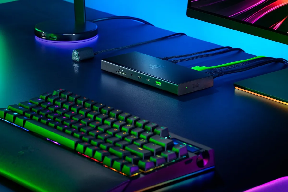 Razer USB 4 Dock - USB-C 14 ports Prise en charge de deux moniteurs, vue 5