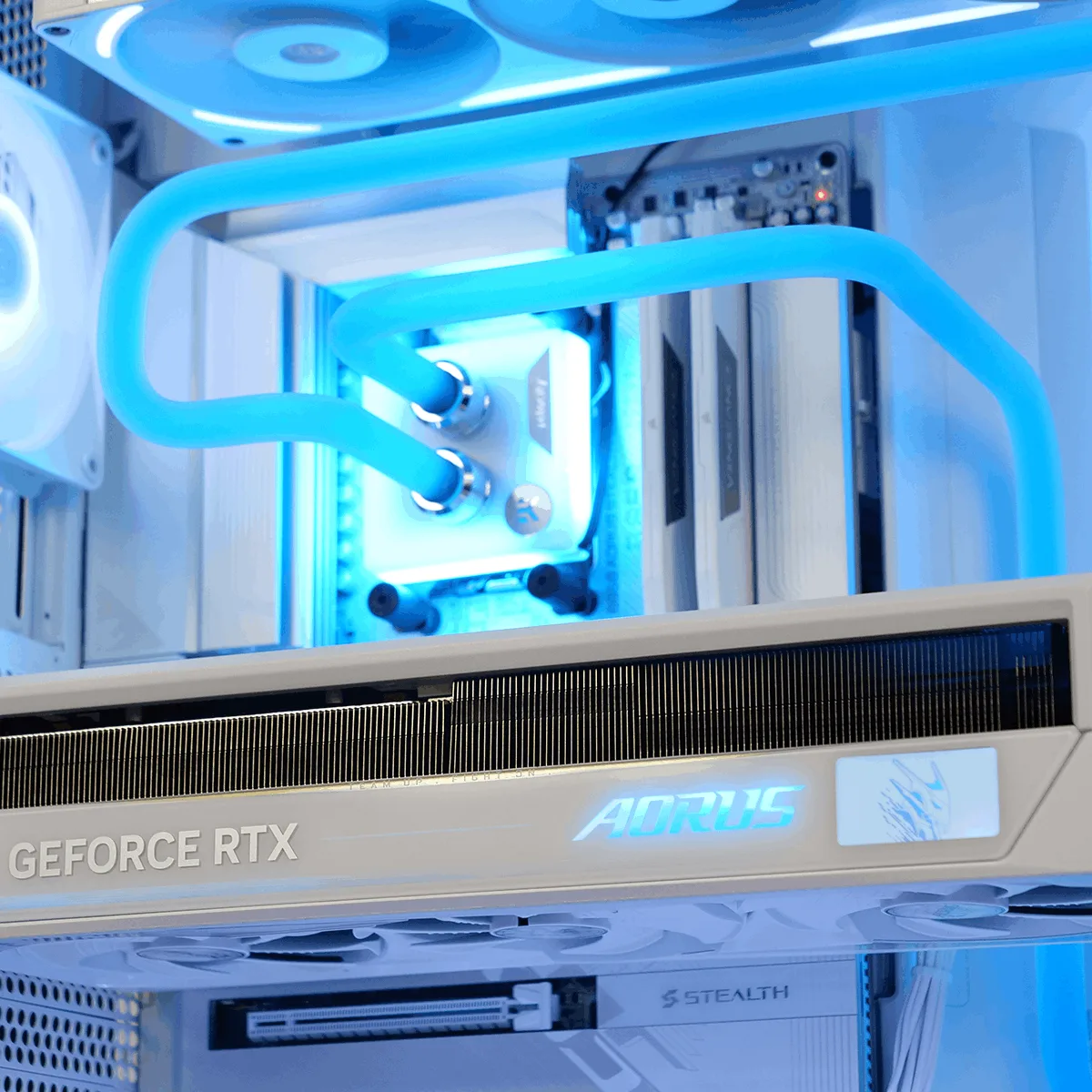 L'ORDINATEUR - 9800X3D/32Go/2To/5090 WC, vue 5