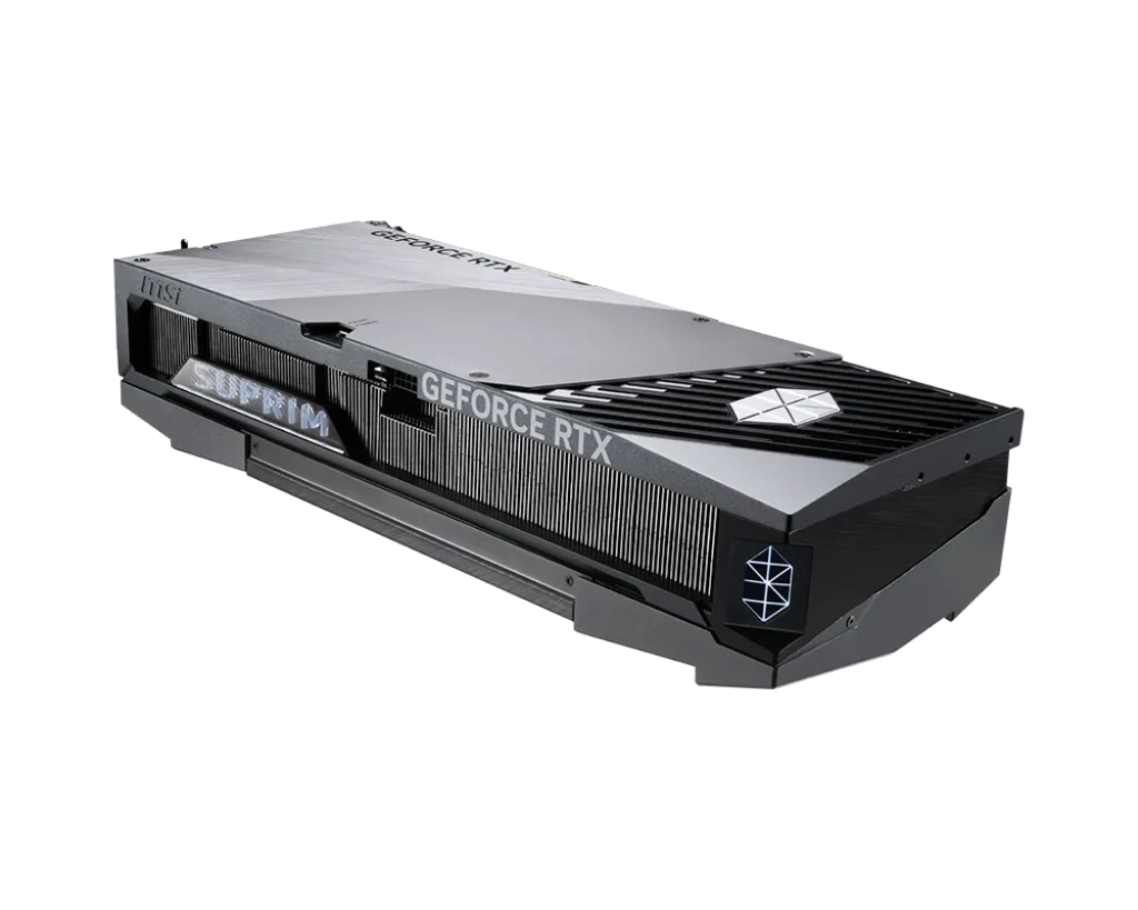 MSI GeForce RTX 5090 32G SUPRIM SOC, vue 3