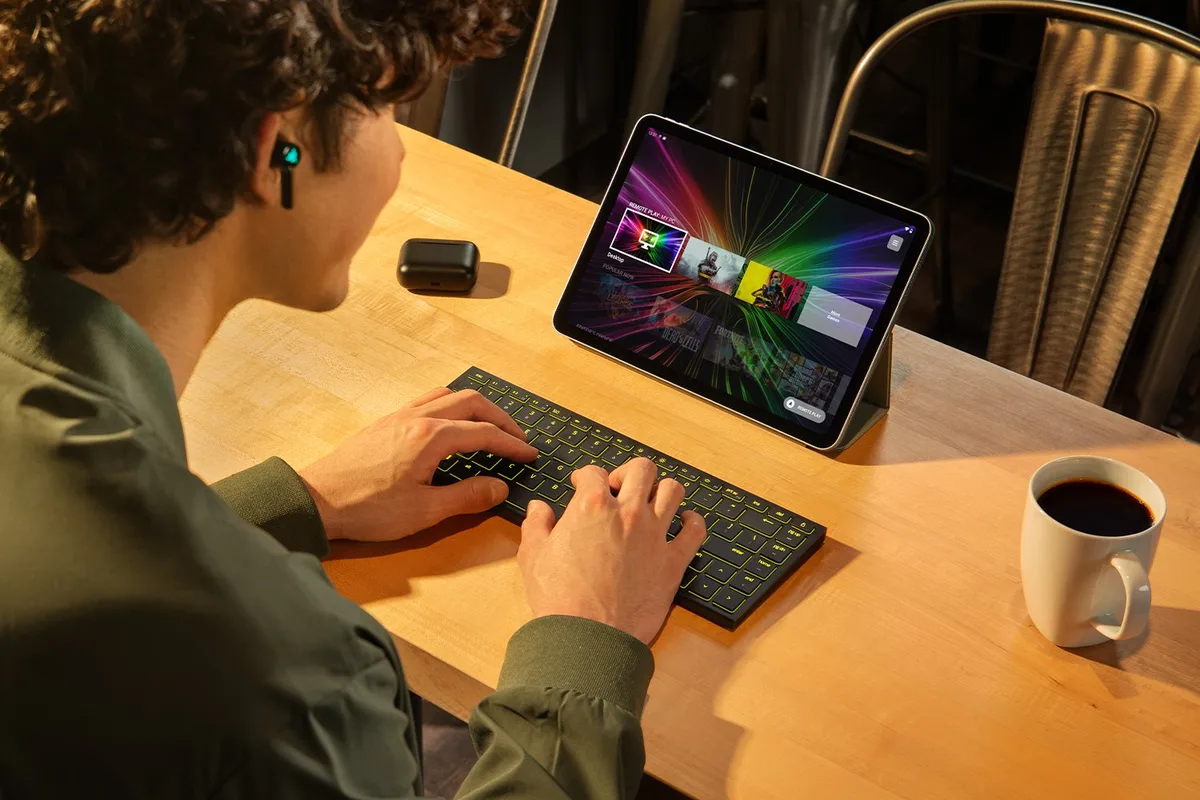 Razer Joro 75% - Mécanique - Bluetooth - RGB - Noir, vue 6
