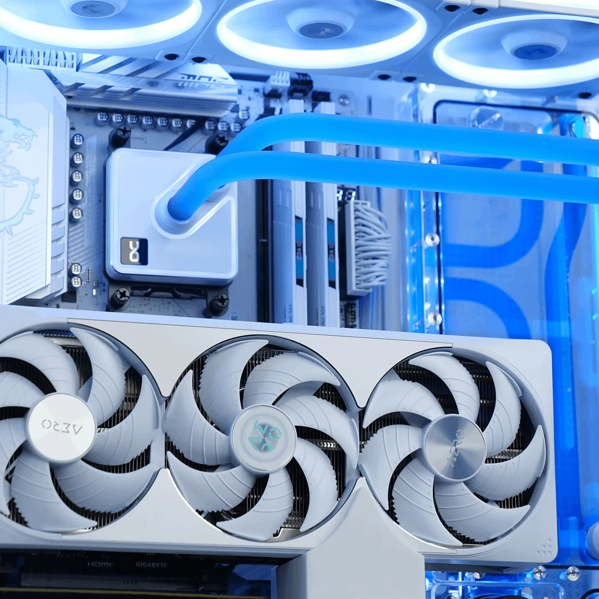 FROSTBOLT - 9800X3D/32Go/1To/5080 WC, vue 5
