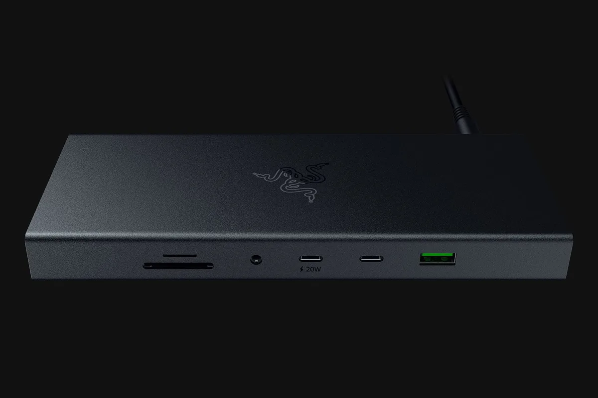 Razer USB 4 Dock - USB-C 14 ports Prise en charge de deux moniteurs, vue 2