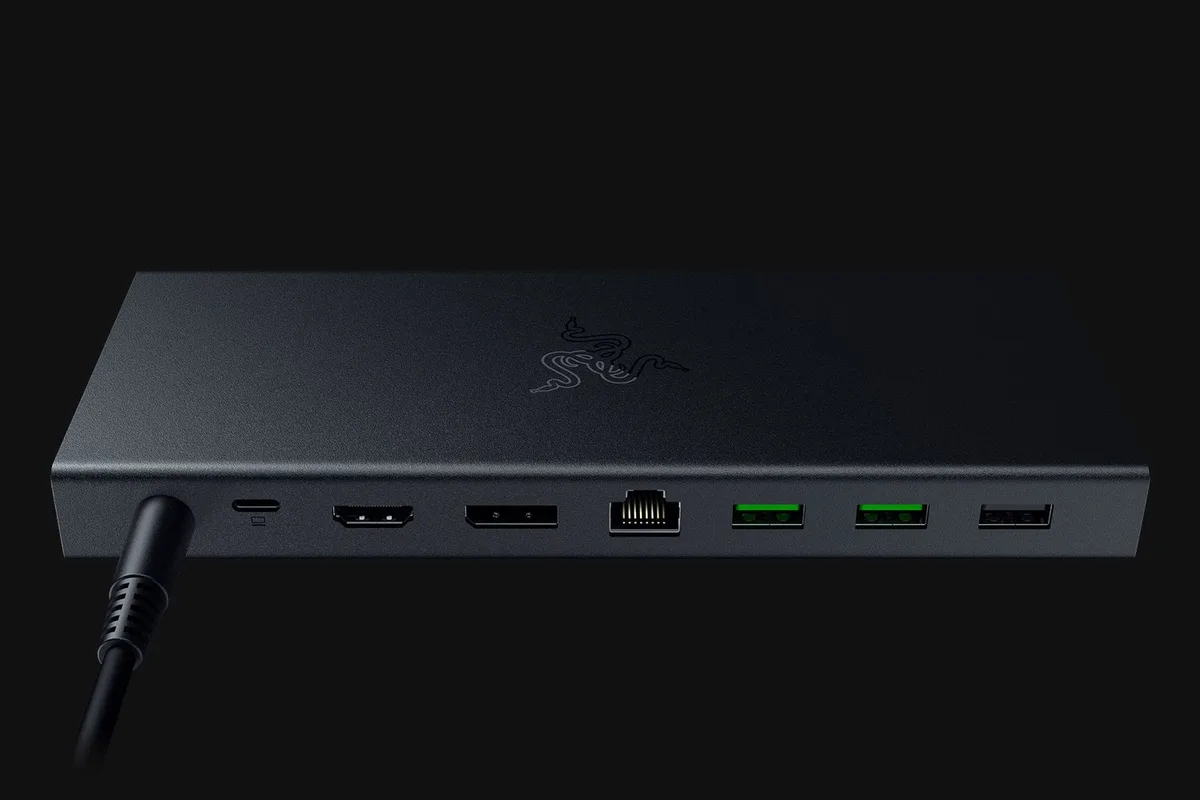 Razer USB 4 Dock - USB-C 14 ports Prise en charge de deux moniteurs, vue 4