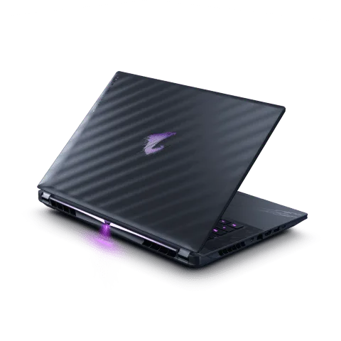 Gigabyte AORUS MASTER 16 BYHC5FRE65SP - 16" QHD+ OLED 240Hz Core Ultra 9 275HX RTX 5080 32Go 2To W11P, vue 4